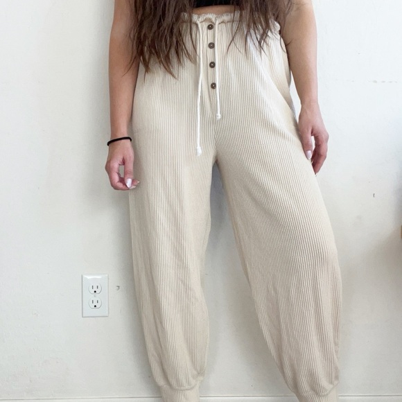 Free People Beach Ribbed Cream USA Joggers - Picture 1 of 12
